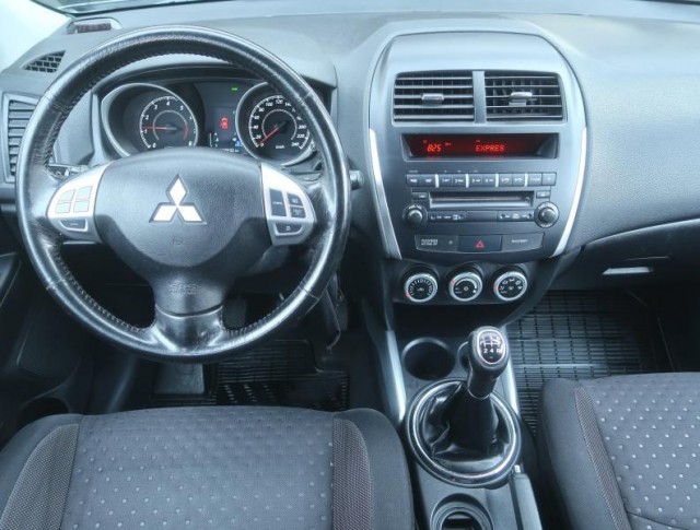 Mitsubishi ASX  1.6 MIVEC 