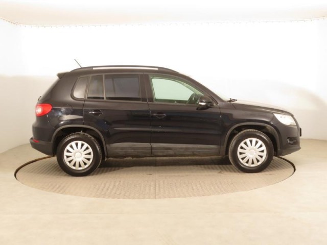Volkswagen Tiguan  2.0 TDI 