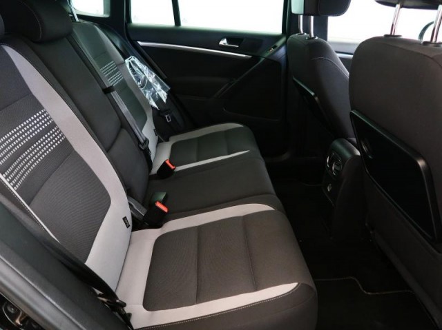Volkswagen Tiguan  2.0 TDI 