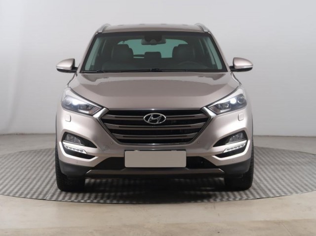 Hyundai Tucson  2.0 CRDi 