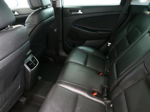 Hyundai Tucson  2.0 CRDi 