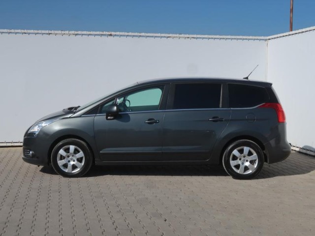 Peugeot 5008  1.6 HDi Active