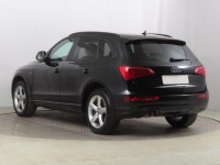 Audi Q5  2.0 TDI S line