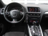 Audi Q5  2.0 TDI S line