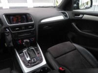 Audi Q5  2.0 TDI S line