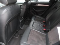 Audi Q5  2.0 TDI S line