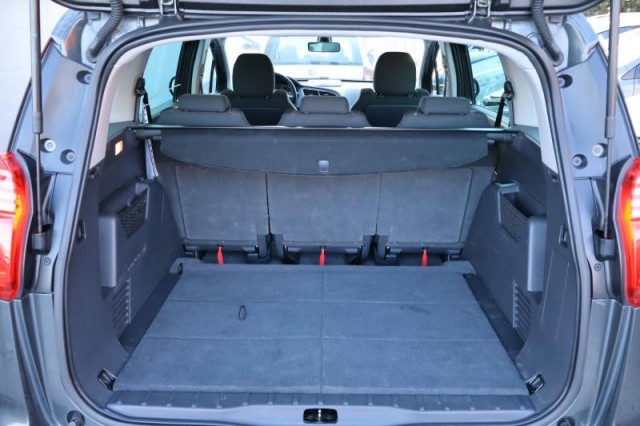 Peugeot 5008  1.6 BlueHDi 