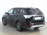 Mitsubishi Outlander  2.2 DI-D Intense