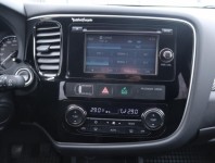 Mitsubishi Outlander  2.2 DI-D Intense