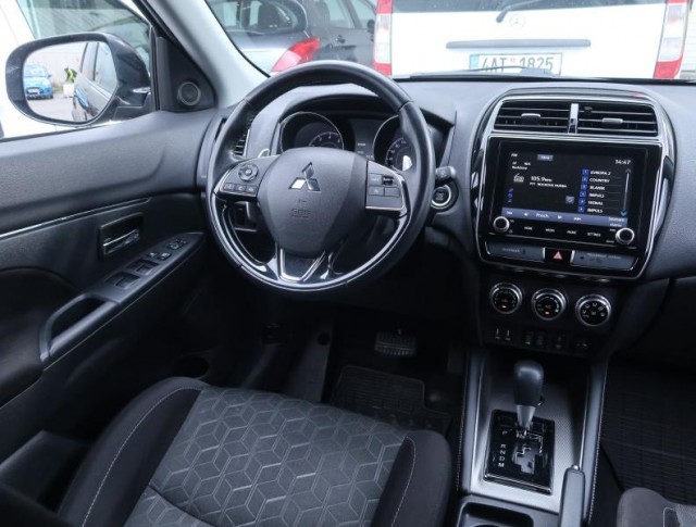 Mitsubishi ASX  2.0 MIVEC 