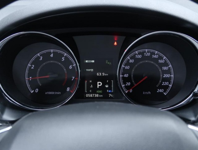 Mitsubishi ASX  2.0 MIVEC 