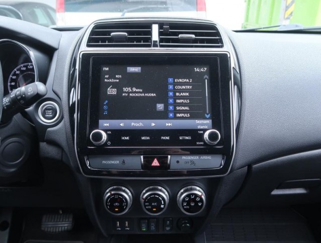 Mitsubishi ASX  2.0 MIVEC 