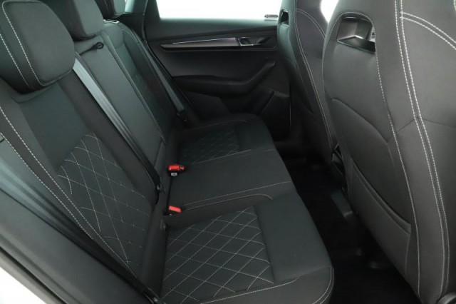 Škoda Karoq  1.5 TSI Sportline