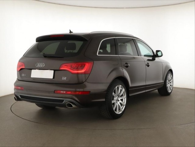 Audi Q7  3.0 TDI S-Line