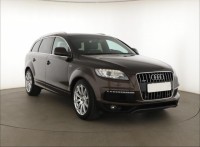 Audi Q7  3.0 TDI S-Line