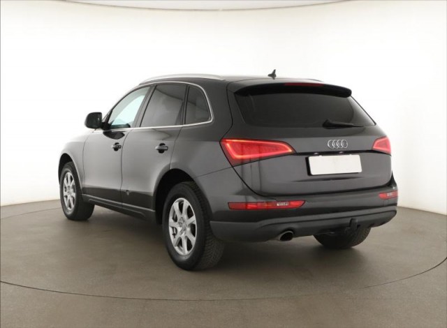 Audi Q5  2.0 TDI 