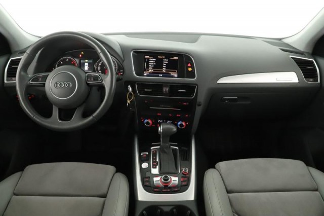 Audi Q5  2.0 TDI 