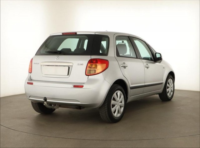 Suzuki SX4  1.5 i 