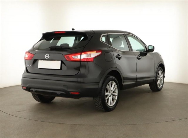 Nissan Qashqai  1.2 DIG-T 