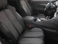 Peugeot 3008  1.2 PureTech Allure