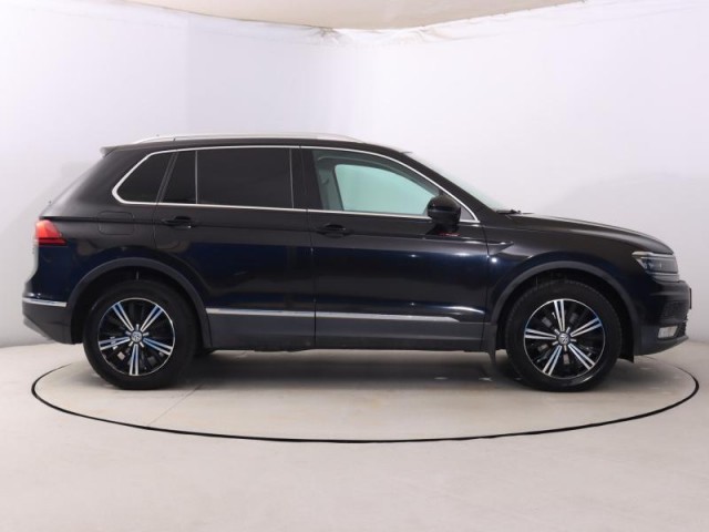 Volkswagen Tiguan  2.0 TDI 