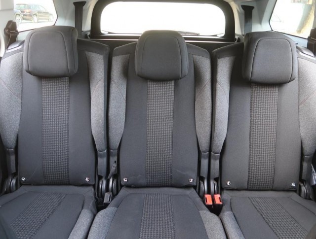 Peugeot 5008  1.6 BlueHDi 