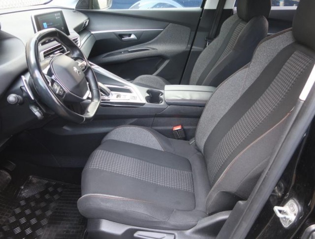 Peugeot 5008  1.6 BlueHDi 