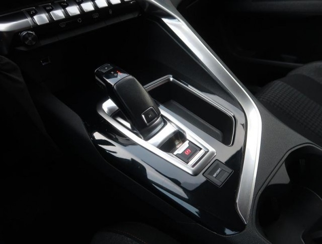 Peugeot 5008  1.6 BlueHDi 