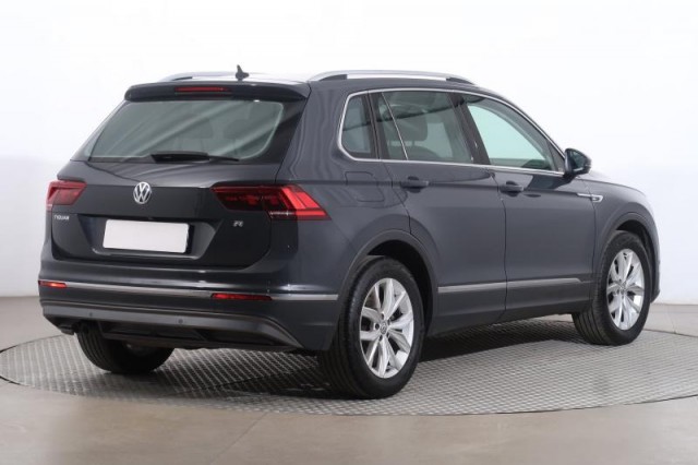 Volkswagen Tiguan  2.0 TDI R-Line