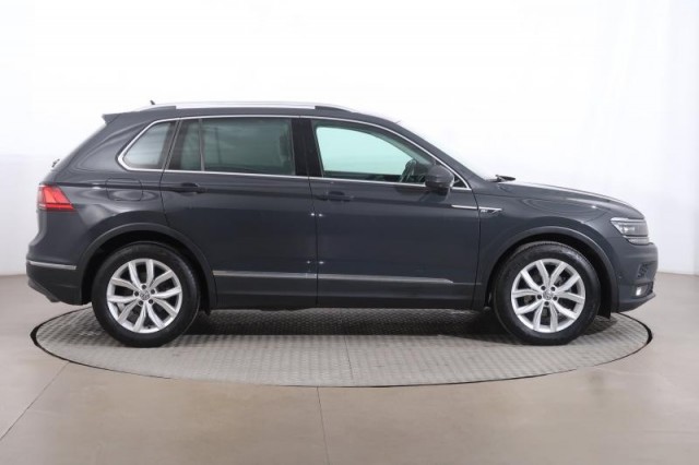 Volkswagen Tiguan  2.0 TDI R-Line