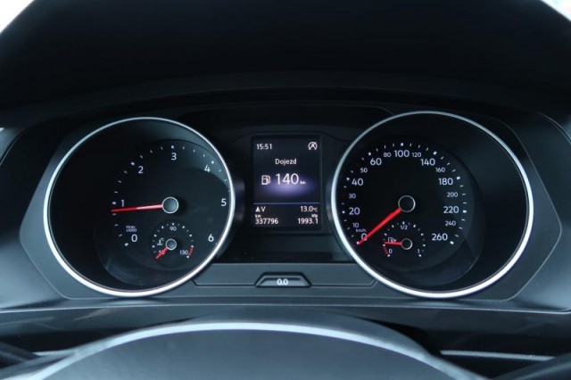 Volkswagen Tiguan  2.0 TDI R-Line