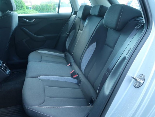 Škoda Kamiq  1.0 TSI Selection