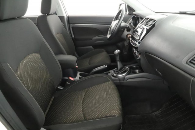 Mitsubishi ASX  1.6 MIVEC 