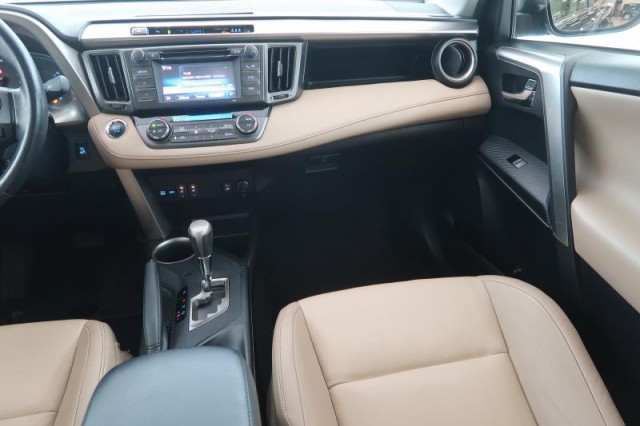 Toyota RAV 4  2.2 D-4D Style