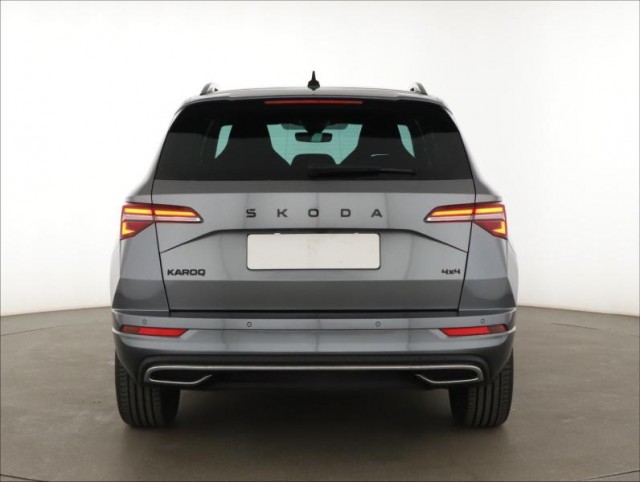 Škoda Karoq  2.0 TSI Sportline