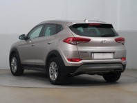 Hyundai Tucson  2.0 CRDi 