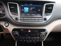 Hyundai Tucson  2.0 CRDi 