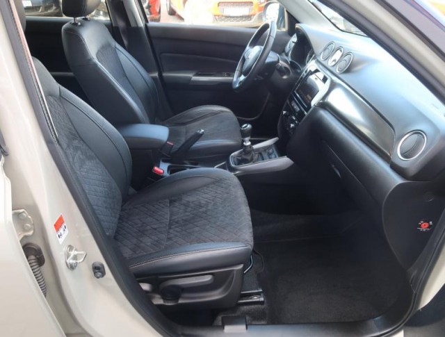 Suzuki Vitara  1.4 BoosterJet Elegance