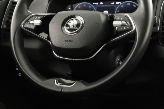 Škoda Karoq  1.5 TSI 