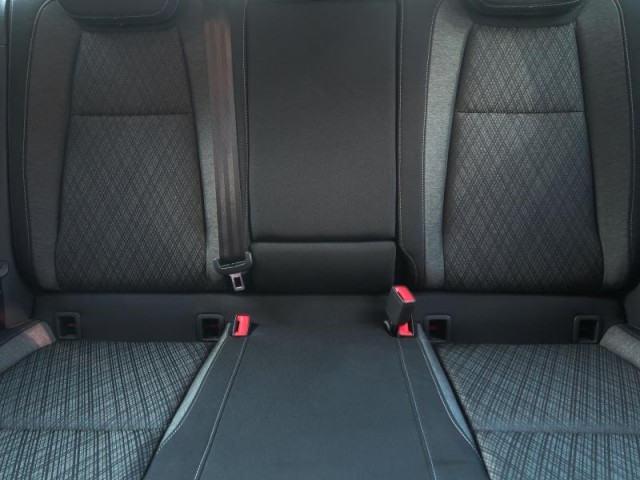 Škoda Karoq  1.5 TSI 