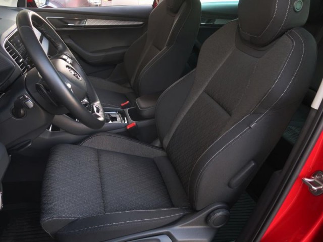 Škoda Karoq  1.5 TSI 