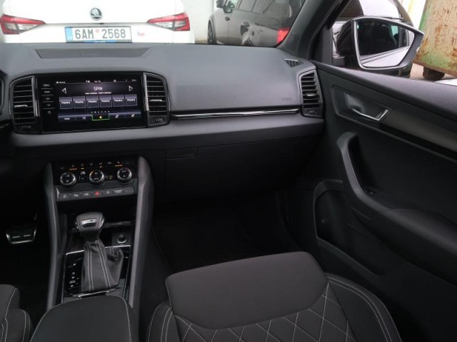 Škoda Karoq  1.5 TSI Sportline
