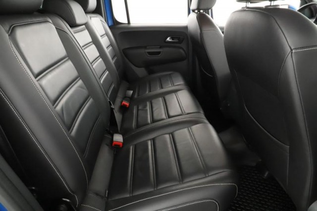 Volkswagen Amarok  V6 3.0 TDI Highline