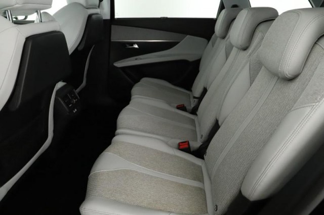 Peugeot 5008  PureTech 180 