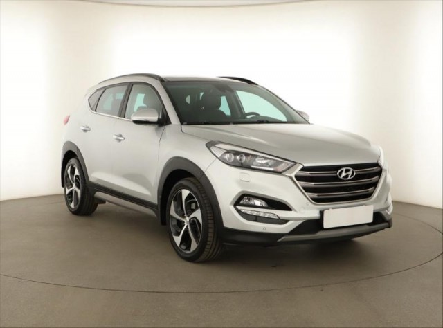 Hyundai Tucson  2.0 CRDi 