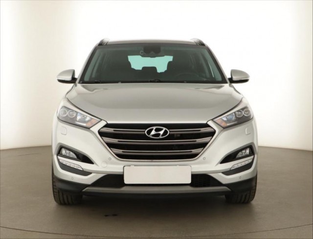 Hyundai Tucson  2.0 CRDi 