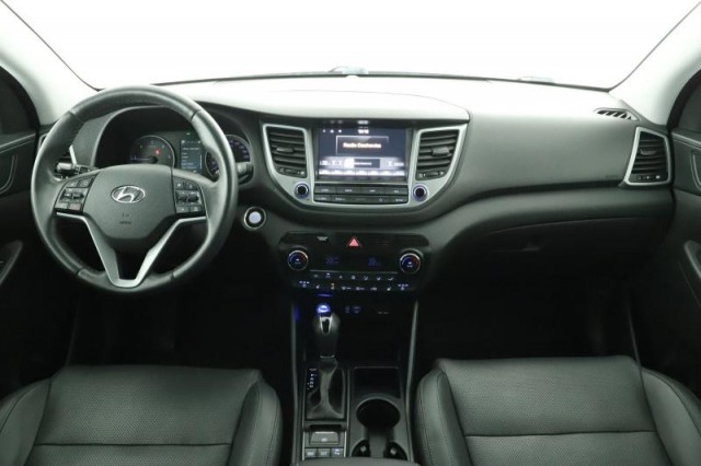 Hyundai Tucson  2.0 CRDi 