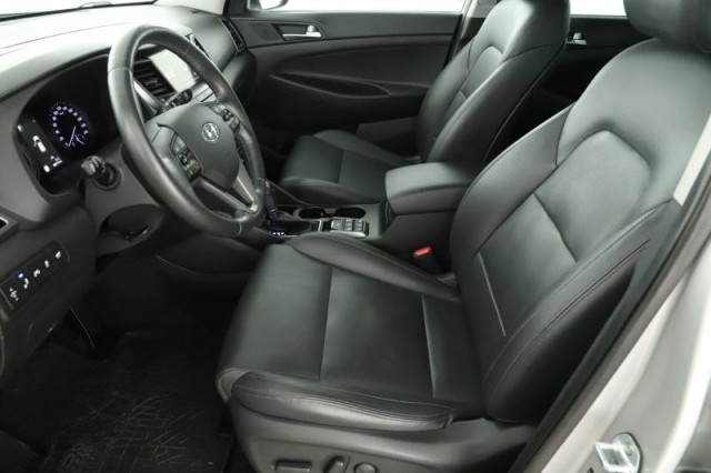 Hyundai Tucson  2.0 CRDi 