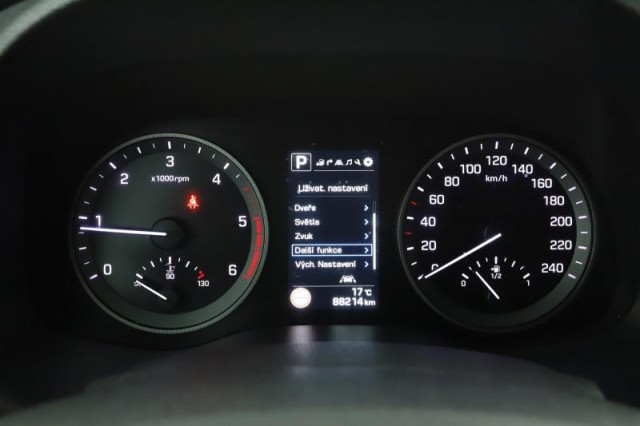 Hyundai Tucson  2.0 CRDi 