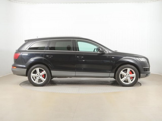 Audi Q7  3.0 TDI S-Line